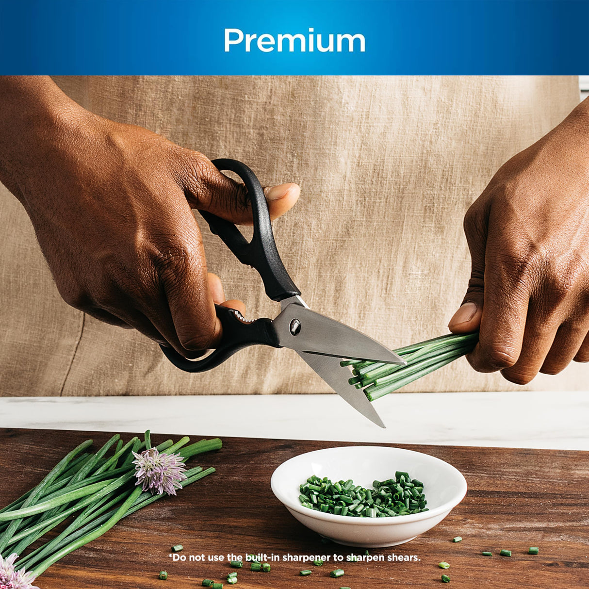 Ninja K32017 Foodi NeverDull Premium Knife System, 17 Piece Knife Block Set with Built-in Sharpener, German Stainless Steel Knives, Black